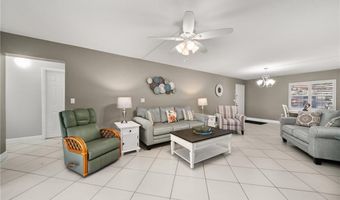 11 A Miracle Ave, Avon Park, FL 33825
