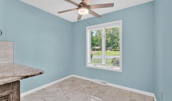 500 GreenTree Dr 11, Bedford, IN 47421