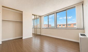 1301 S ARLINGTON RIDGE Rd S 508, Arlington, VA 22202