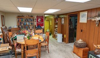 11705 J Ave, Aplington, IA 50604