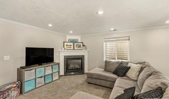 3840 Summerwood Ln, Ammon, ID 83406