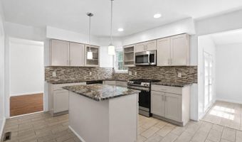 1728 32nd St SW, Allentown, PA 18103