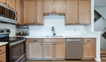 42153 GRADY Ter, Aldie, VA 20105