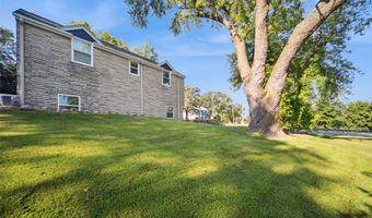 731 56th St, Des Moines, IA 50312