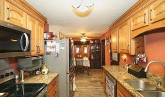 706 BERNARD COUCH Dr, Anniston, AL 36207