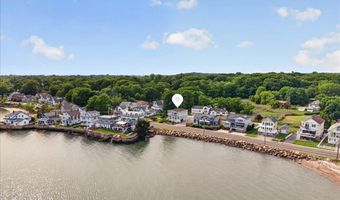 284 Shore Dr, Branford, CT 06405