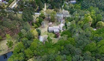 4445 Moon Sta, Acworth, GA 30101