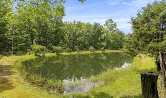 1367 ED ARNOLD Rd, Augusta, WV 26704