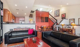 222 W Oakbrook Dr, Ann Arbor, MI 48103