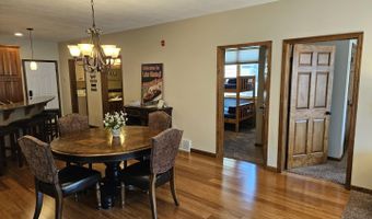 445 240th Ave 201, Arnolds Park, IA 51331