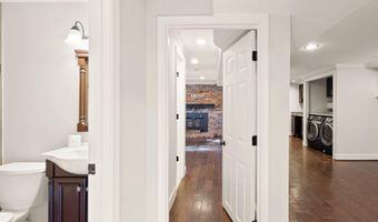 4211 DOWNING St, Annandale, VA 22003