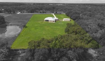 19801 N River Rd, Alva, FL 33920