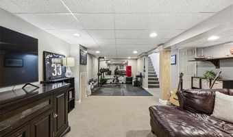 127 Sun Valley Dr, Cumberland, RI 02864