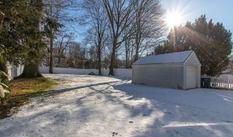 10 Greenwood Ave, Darien, CT 06820