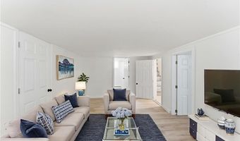 26 Alto St, Cranston, RI 02920