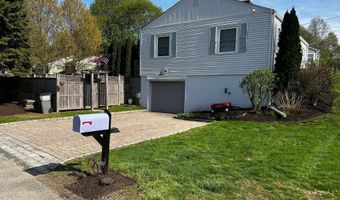17 Highview Ter, Bethel, CT 06801
