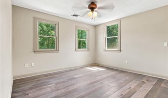 45 Pine Swamp Rd, Cumberland, RI 02864