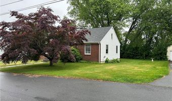 12 Oakland Ave, Johnston, RI 02919