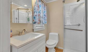 59 Shore Dr, Coventry, CT 06238