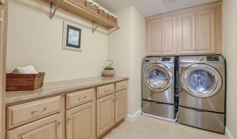 5 Pembroke Way, Bedford, NH 03110