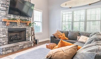 211 Campbell St, Aberdeen, NC 28315