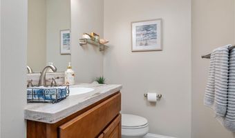 30 Sweet Meadows Ct 26, Narragansett, RI 02882