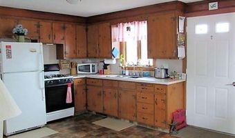 9 Central Pl, Bourne, MA 02532