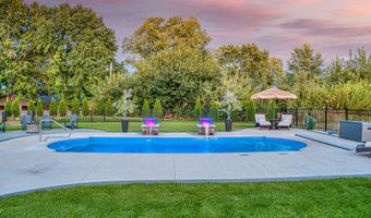 2245 Meadow Crk, Avon, IN 46123