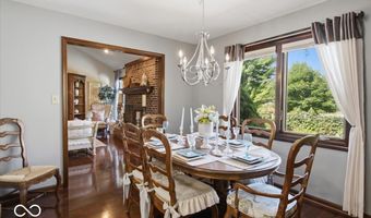 1094 Brookway Dr, Avon, IN 46123