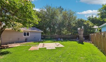 1214 NW Applewood St, Ankeny, IA 50023
