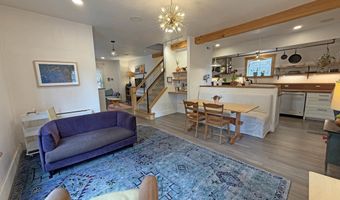 81 Chapin St, Brattleboro, VT 05301
