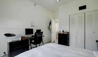 3300 NE 191st St 114, Aventura, FL 33180