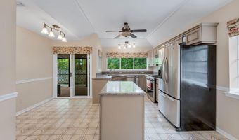 1826 TIERRA VERDE Dr, Atlantic Beach, FL 32233