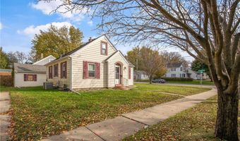 1117 Frank Ave, Albert Lea, MN 56007