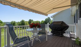 192 Depot Rd, Belgrade, ME 04917