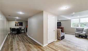 124 Pin Oak Ct, Athens, GA 30606