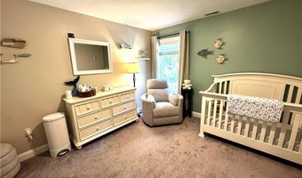 37 Iroquois Rd, Cumberland, RI 02864