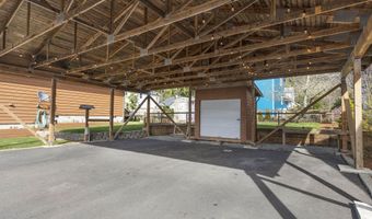126 N Ocean Ave, Rockaway Beach, OR 97136