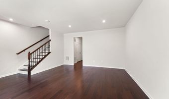 43400 APPLE ORCHARD Sq, Ashburn, VA 20148