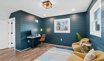 9817 FERNWOOD Rd, Bethesda, MD 20817