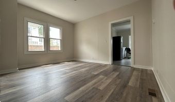 135 W Chrystal St, Andover, NJ 07801