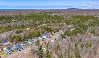 87 School St, Ahmeek, MI 49901