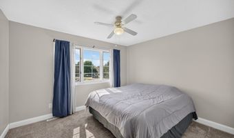 3706 SW Bluegrass Cir, Ankeny, IA 50023
