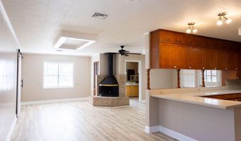 1058 S Berwick Ave, Basile, LA 70515