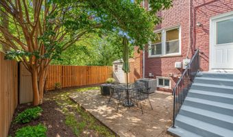 1610 SUTER St, Alexandria, VA 22314