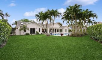 532 N Country Club Dr, Atlantis, FL 33462