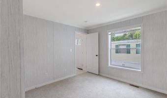 1346 Newport Ave, Attleboro, MA 02703