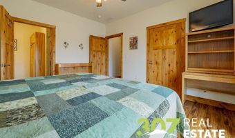 6 Prairie Schooner Dr, Cody, WY 82414