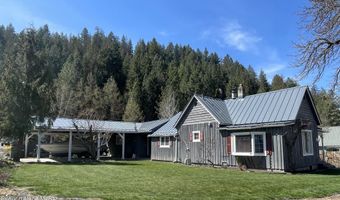 7042 Oak St, Bonners Ferry, ID 83805