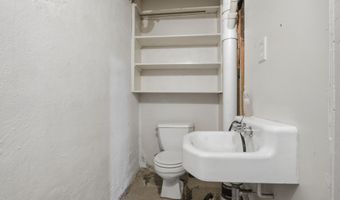 1424 S Main St, Aberdeen, SD 57401